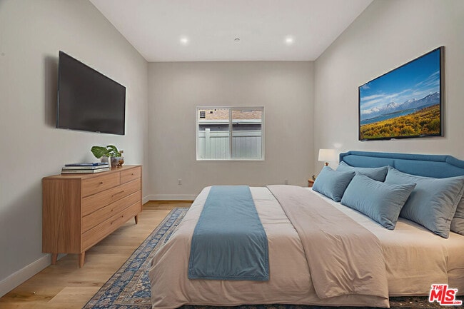 Building Photo - 11108 Norris Ave