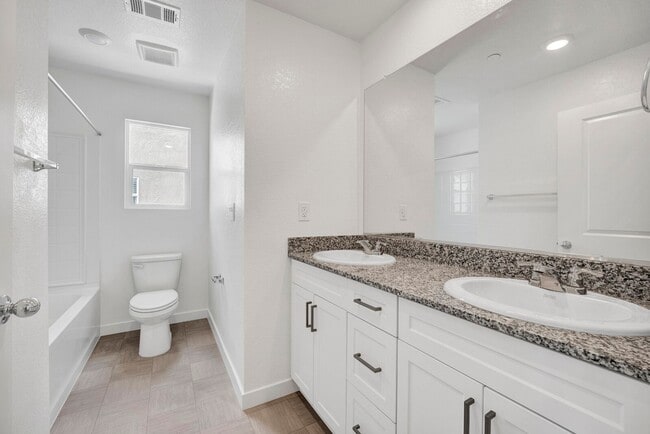 Building Photo - 7725 Forestdale Wy