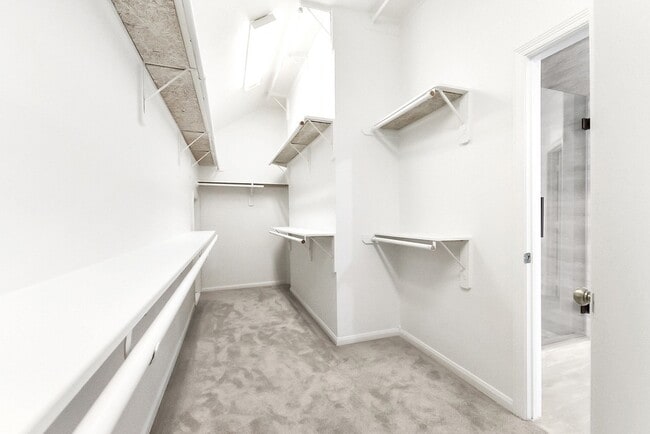 Building Photo - 21823 Mystic Point Ct