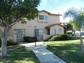 Building Photo - 504 8th St