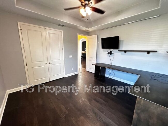 Building Photo - 4763 Yacht Ct