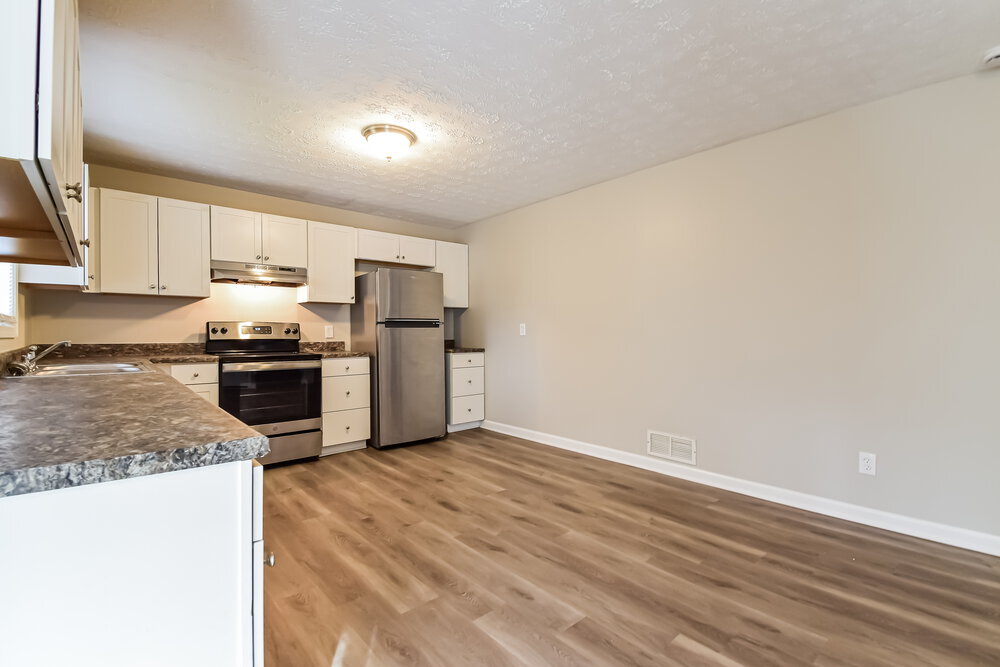 Building Photo - 9184 Homewood Dr