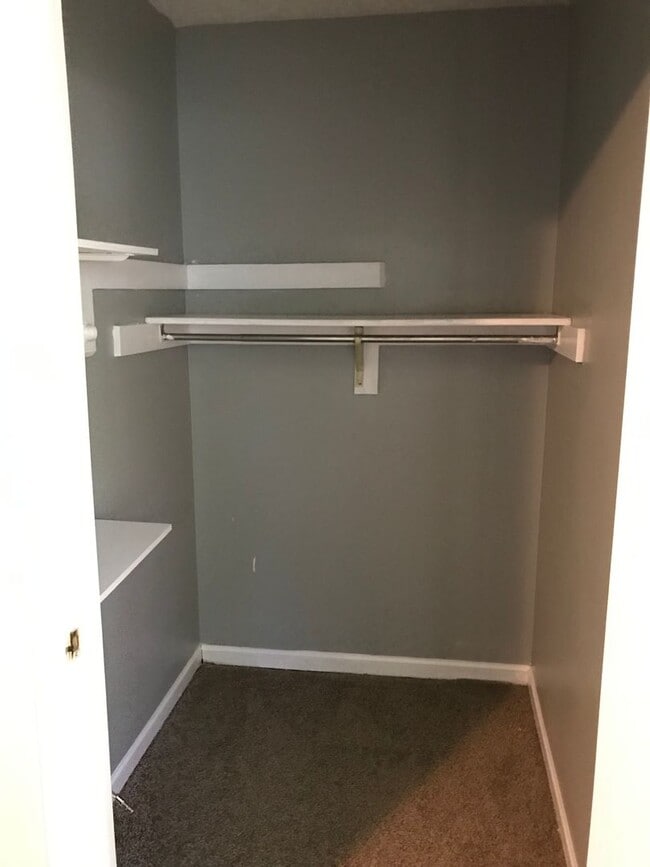 Building Photo - 3509 Buckhorn Dr