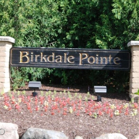 Building Photo - 5121 Parkgate Dr