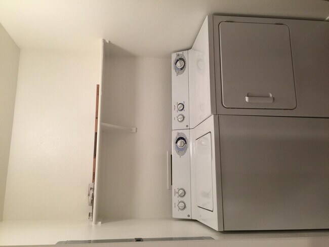 Building Photo - 6900 E Princess Dr