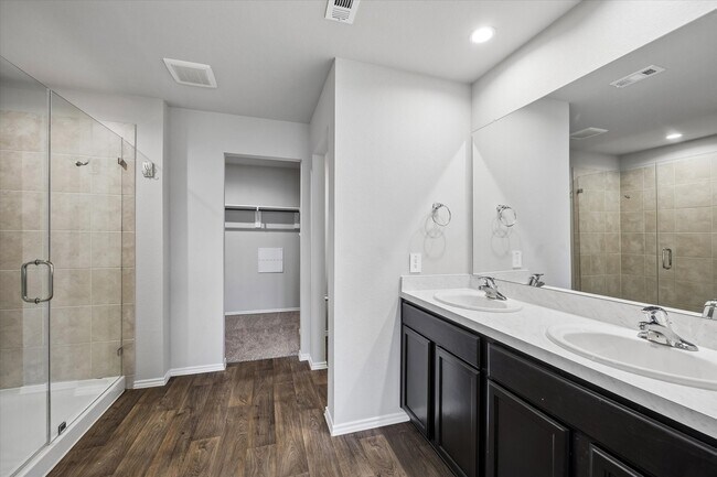 Building Photo - 40463 Gdn Hts Ln