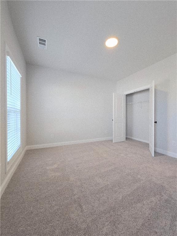 Building Photo - 163 Basil St