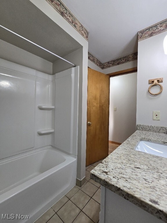 Building Photo - 24387 Lebern Dr