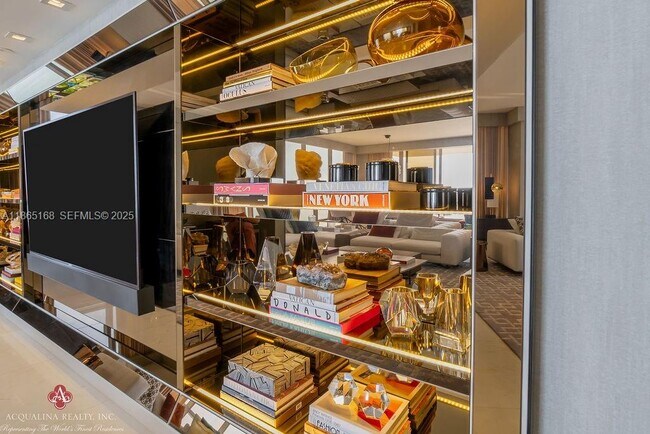 Building Photo - 17749 Collins Ave