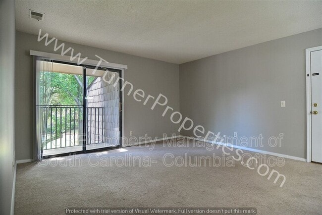 Building Photo - 411 Old Manor Rd