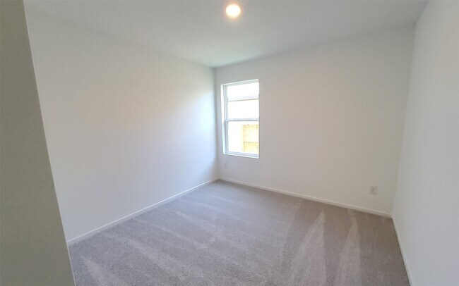 Building Photo - 26810 Scarlet Willow Dr