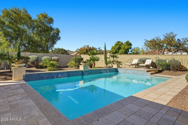 Building Photo - 4908 S Figueroa Ln