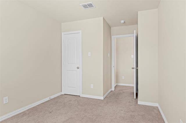 Building Photo - 1412 Glen Garden Dr