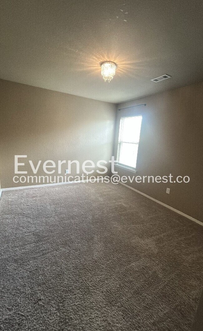 Building Photo - 12009 Big Ridge Cir