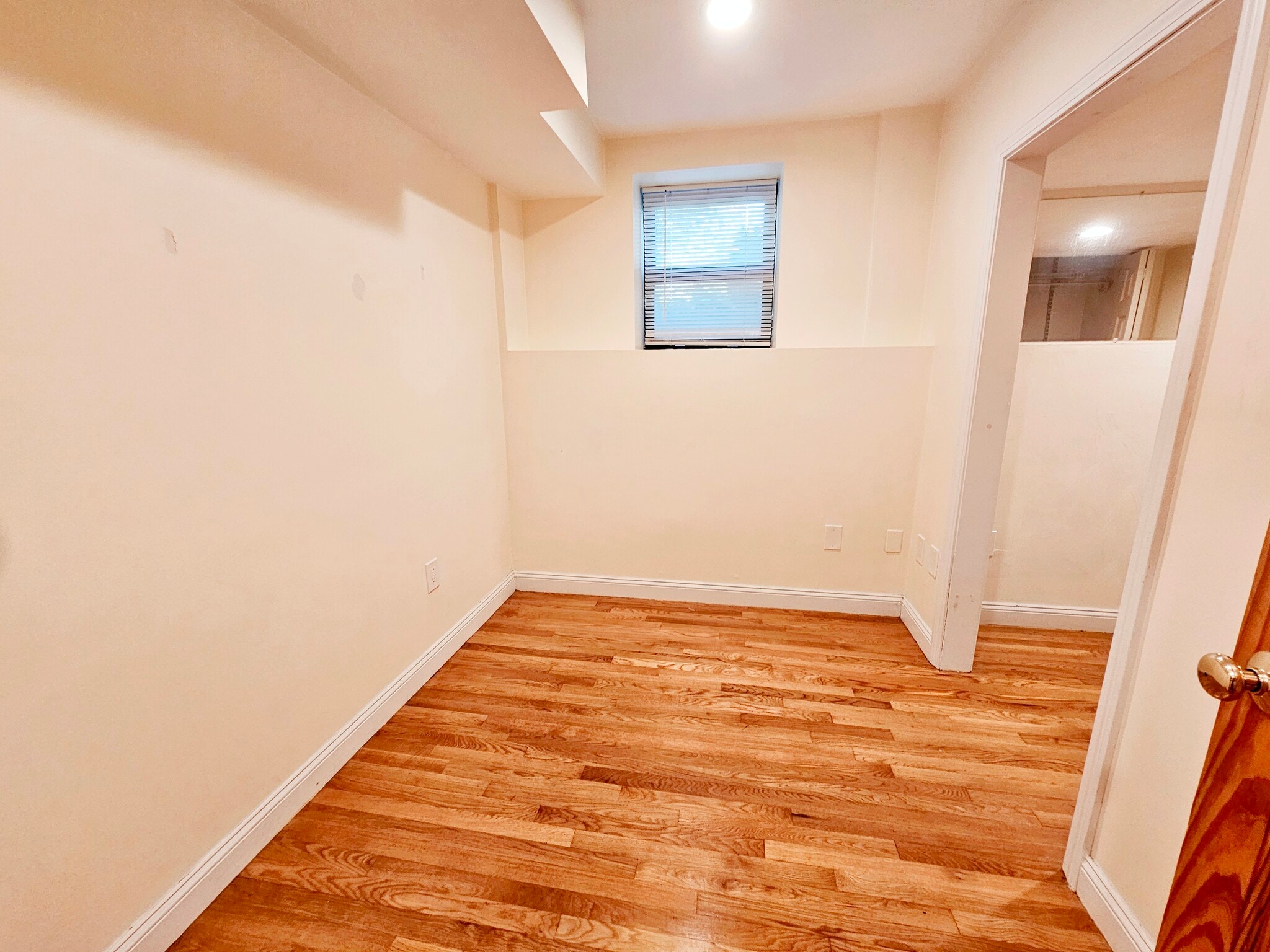 Building Photo - 1803 Beacon St