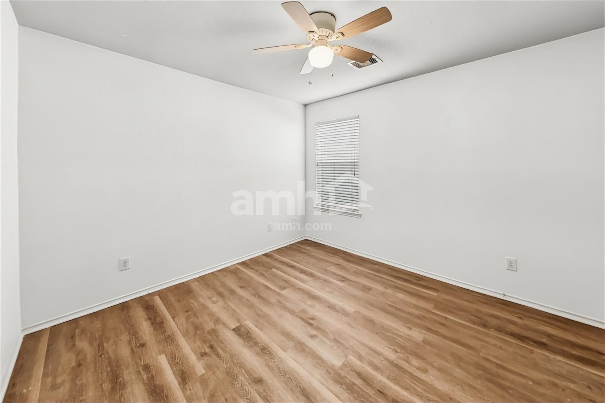 Building Photo - 7211 Alava Dr