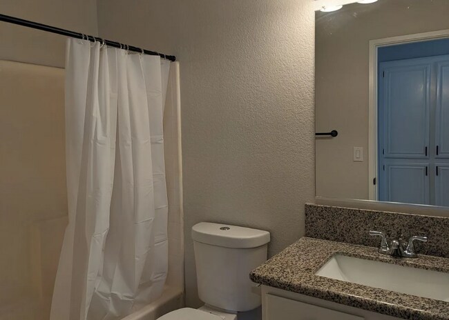 Building Photo - Adorable Suisun City Home