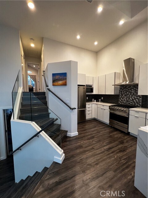 Building Photo - 87 Palm Beach Ct