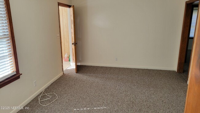 Building Photo - 4505 Clinton Ave