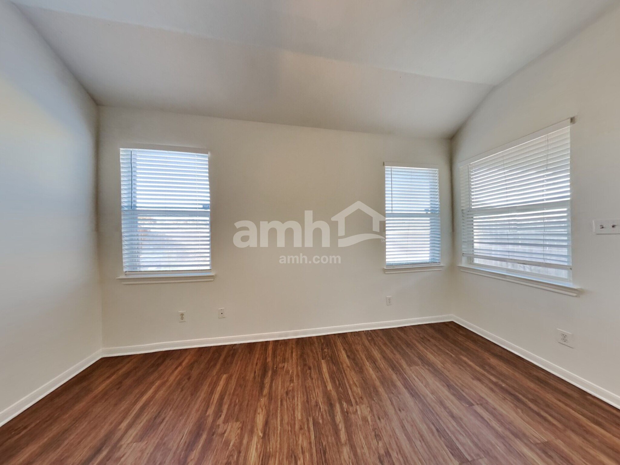 Building Photo - 9245 Clearwood Landing Blvd