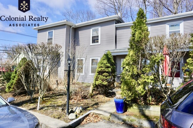 Building Photo - 153 Palfrey St