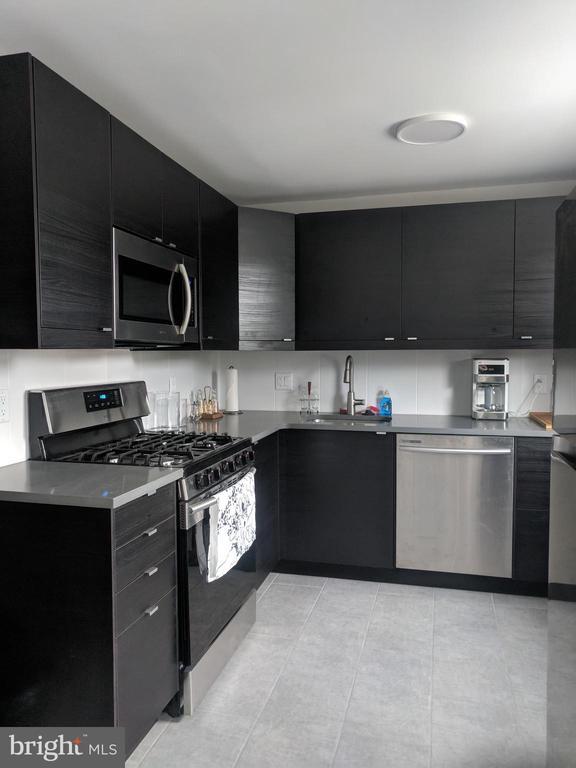 Building Photo - 5400 Hermit Terrace