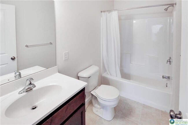 Building Photo - 304 Stonewood Ln