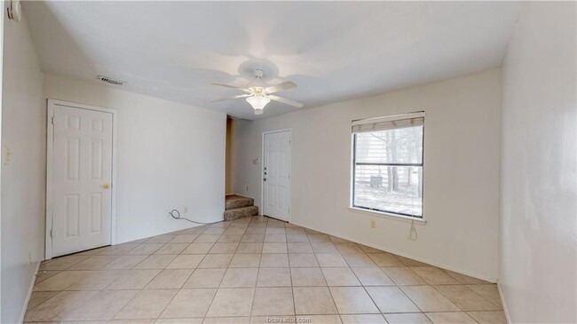 Building Photo - 1004 Verde Dr