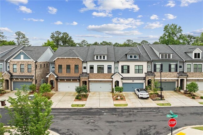Building Photo - 240 Walker Ave