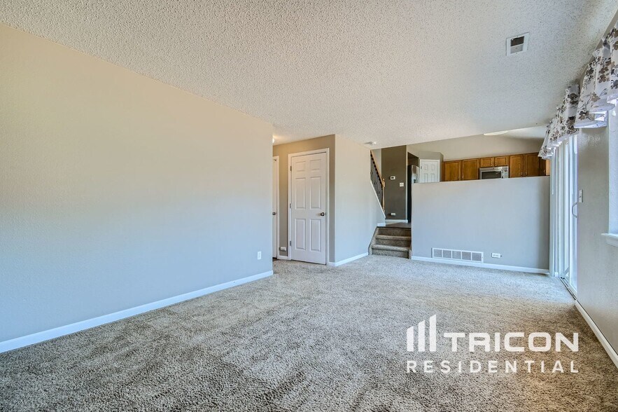 Building Photo - 2658 Comanche Creek Dr