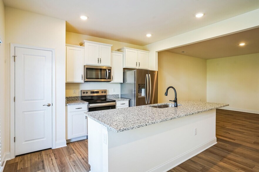 Building Photo - 20 Honeydew Wy