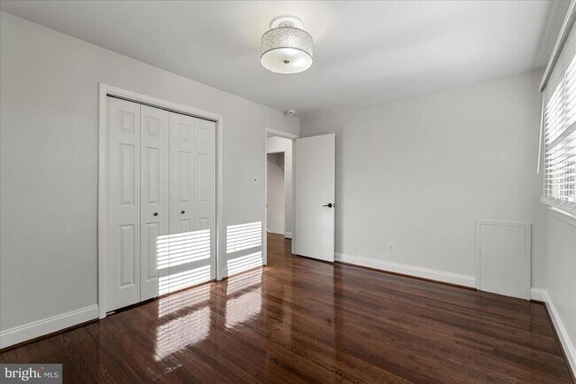 Building Photo - 7114 Xavier Ct