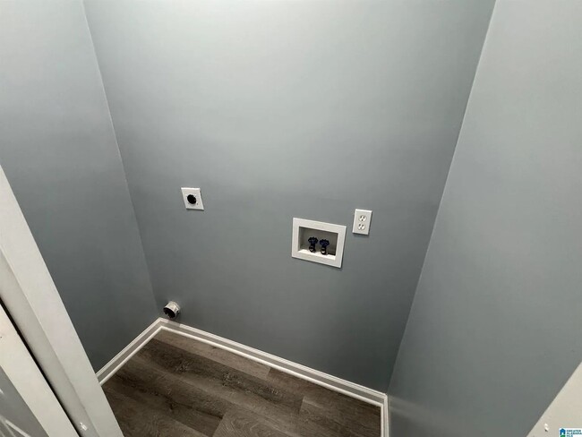 Building Photo - 301 Shelby Forest Dr