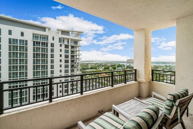 Building Photo - 3800 N Ocean Dr