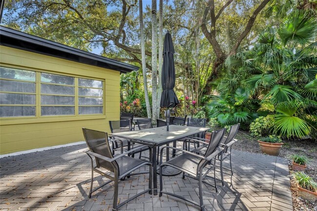 Building Photo - Fabulous & Furnished in Winter Park!