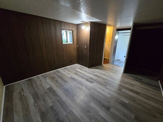 Building Photo - mad5865