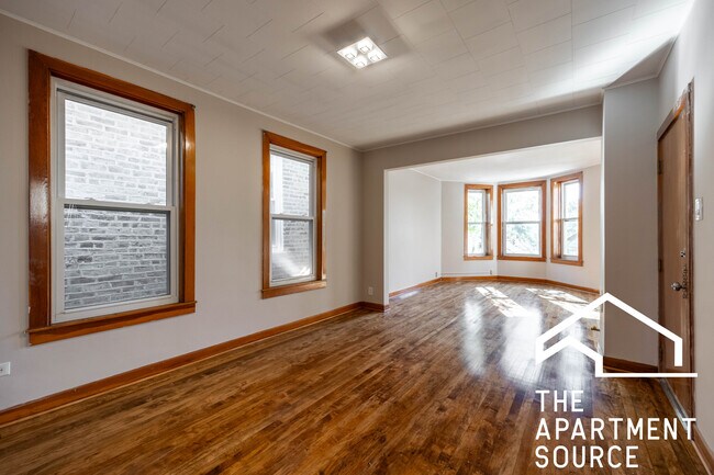Building Photo - 2040 W Cullerton St