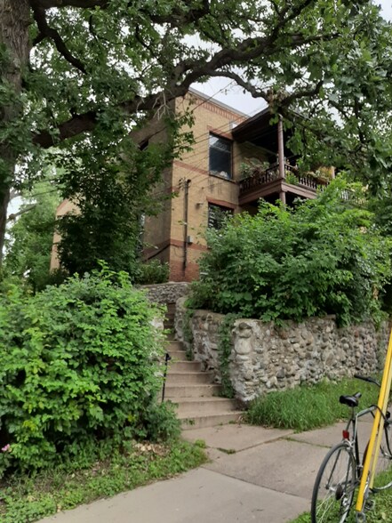 Primary Photo - 15 Barton Ave SE