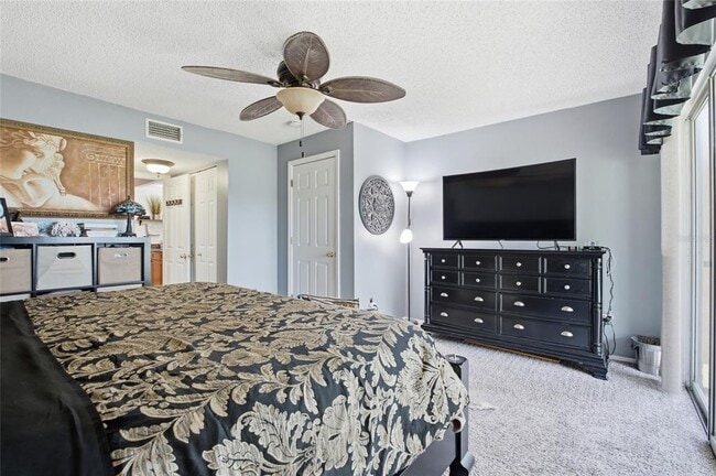 Building Photo - 2400 Feather Sound Dr