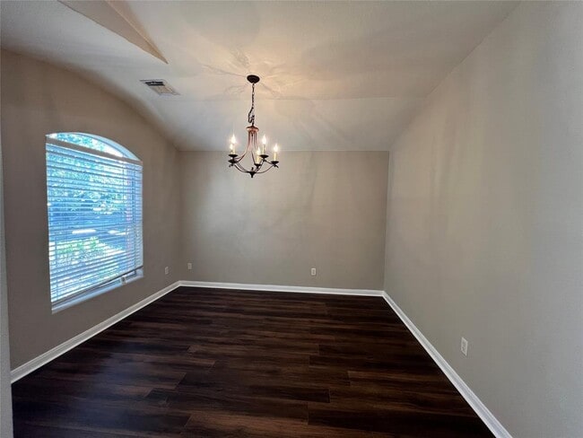 Building Photo - 11701 Timber Heights Dr