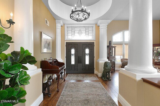 Building Photo - 136 Heath Meadow Pl