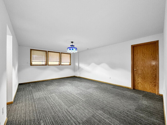 Building Photo - 3510 Rose Ave