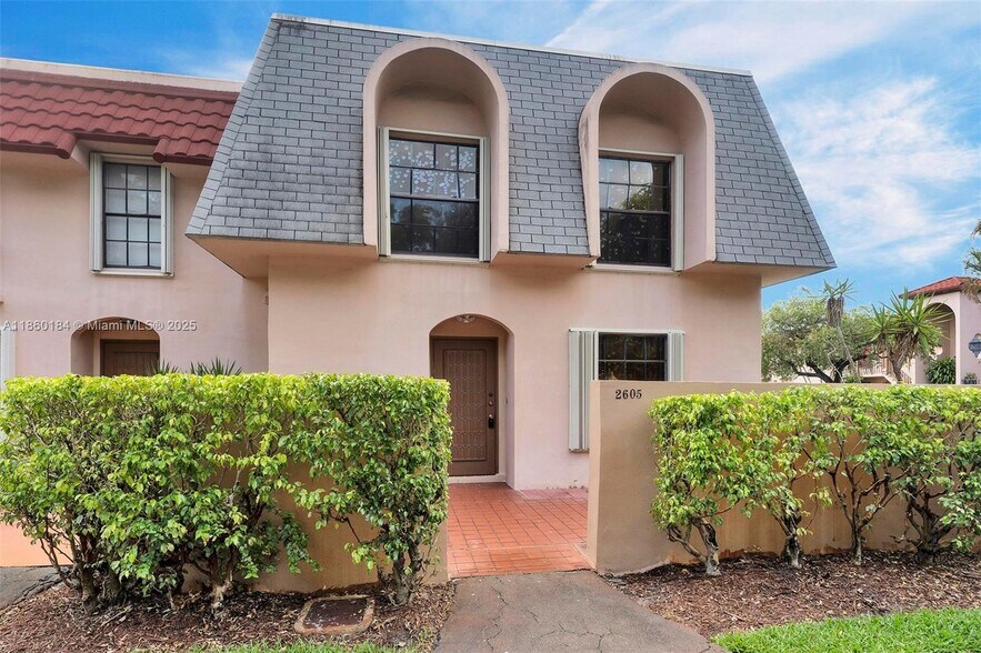 Primary Photo - 2605 SW 73rd Way