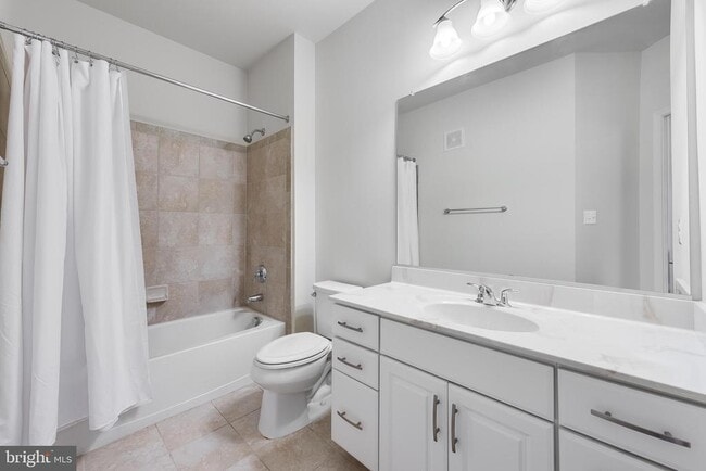Building Photo - 23290 Milltown Knoll Square