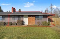 Building Photo - 421-423 Toliver Rd