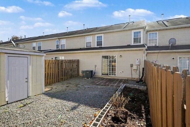 Building Photo - 4529 Leighann Ln