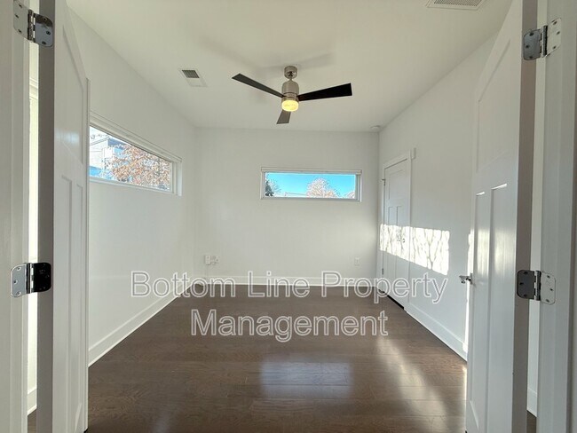 Building Photo - 118 W Poindexter Dr