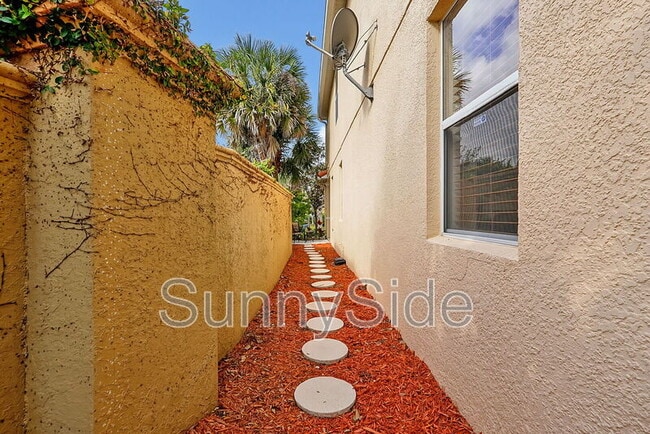 Building Photo - 2663 Andros Ln