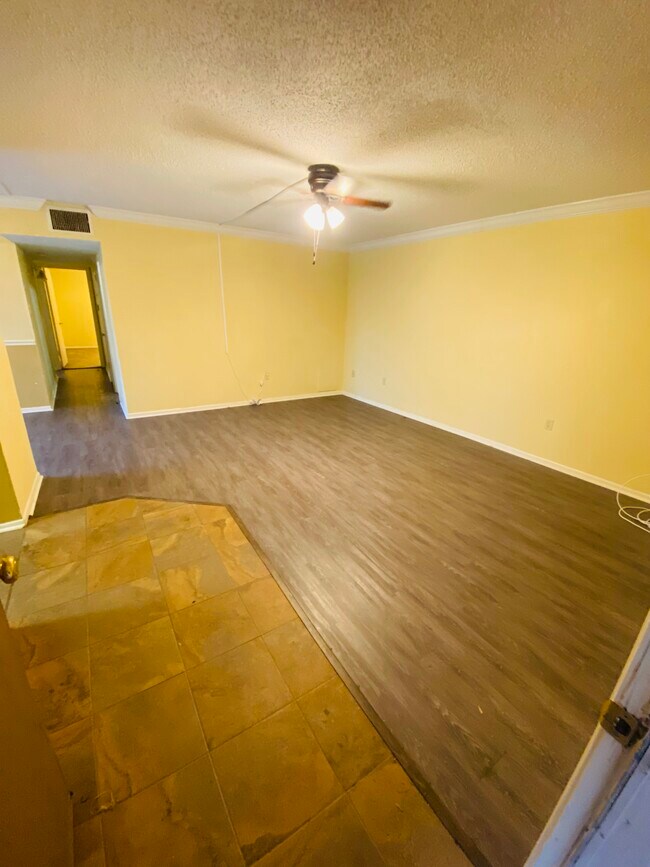 Building Photo - 326 Guilbeau Rd