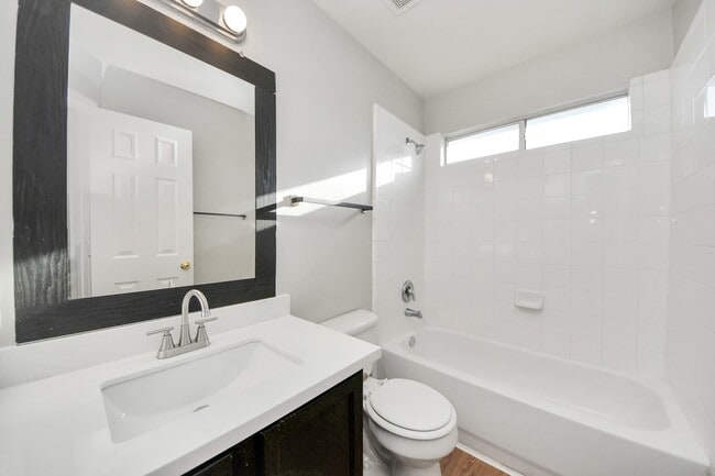 Building Photo - 6446 Mountain Pines Ln